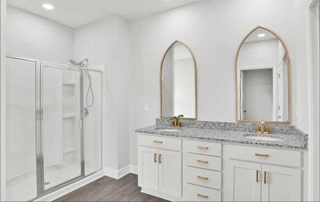 Building Photo - 30872 Semper Dr