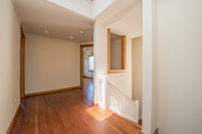 Building Photo - 1425 Walnut St