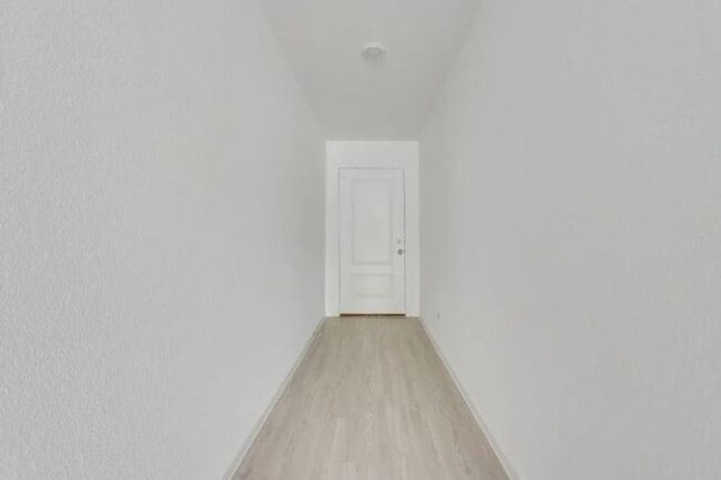 Building Photo - For Rent: Beautiful 4-Bedroom Home in Sherman, TX