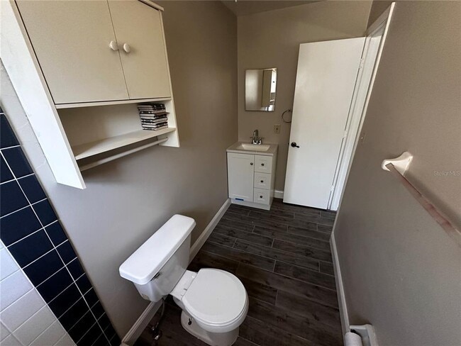 Building Photo - 500 YELLOWWOOD Ct