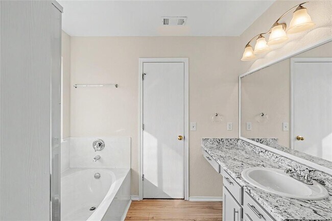 Building Photo - 172 Discovery