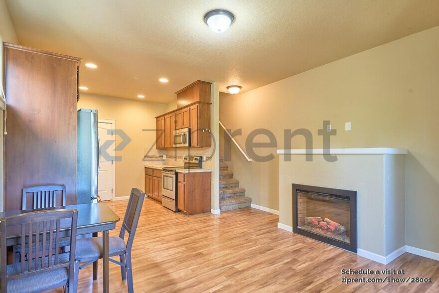 Building Photo - 2610 Princeton Pl