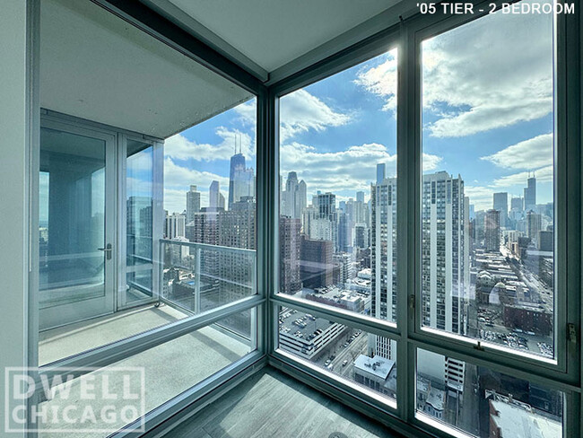 Building Photo - 1200 N La Salle Dr