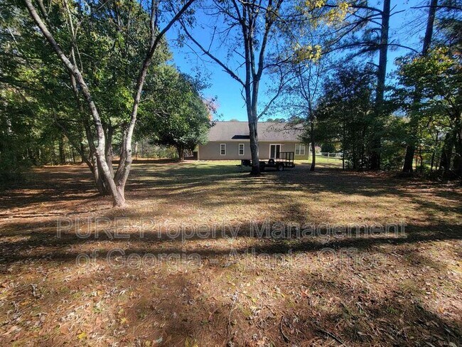 Building Photo - 102 Laguna Springs Dr