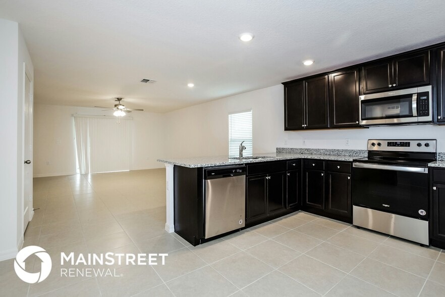 Building Photo - 1674 Hideaway Flat St