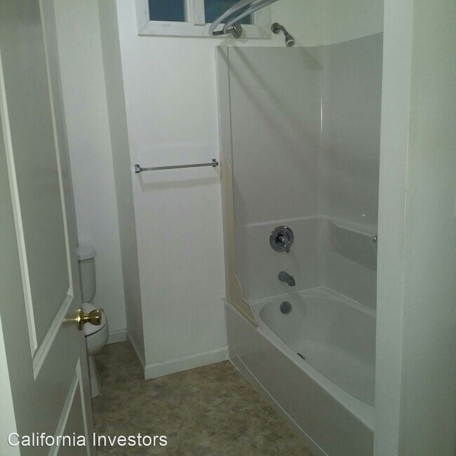 Building Photo - 3 br, 2 bath House - 11435 Edgewood Road
