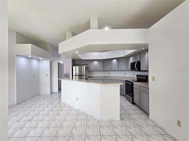 Building Photo - 6506 Canterlea Dr