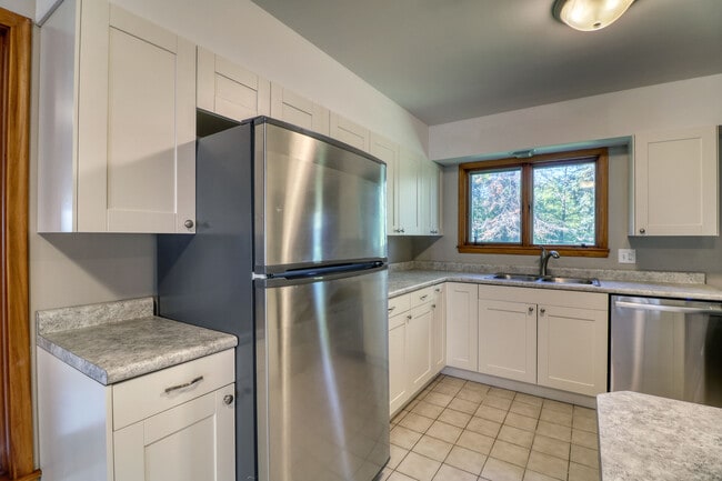 Building Photo - 1817 14th St S