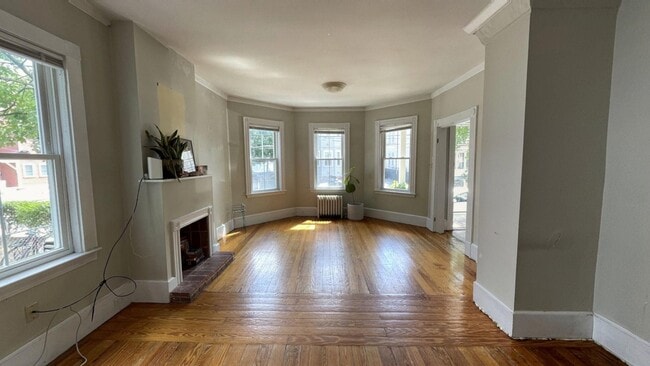 Building Photo - 5 Durham St