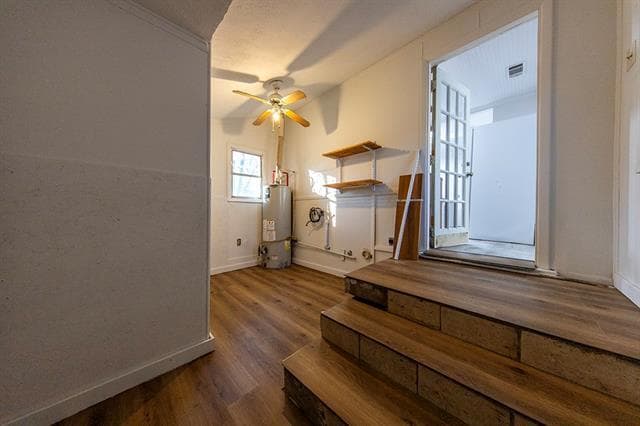 Building Photo - 836 Dent St