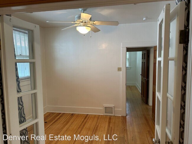 Building Photo - 3 br, 2 bath House - 1034 S. Corona St.