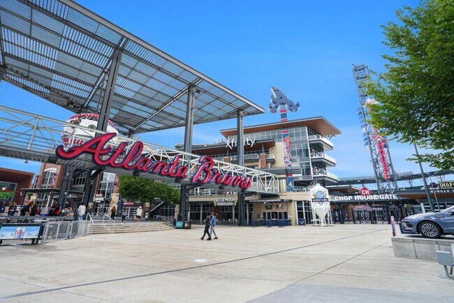 Building Photo - 612 Luckett Ct