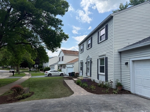 Building Photo - 2030 University Dr