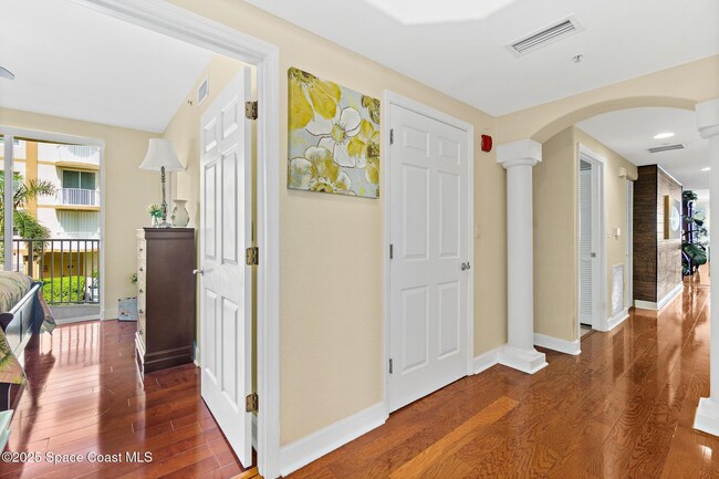 Building Photo - 816 Mystic Dr