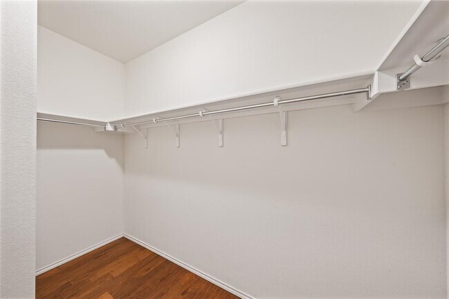 Building Photo - 6141 Mantalcino Dr