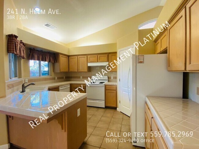 Building Photo - 241 N Helm Ave