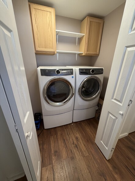 Laundry Room - 1240 Skyview Rd