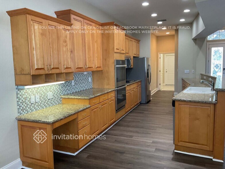 Building Photo - 147 Brookside Ct