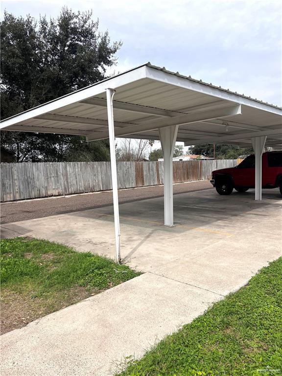 Building Photo - 7 La Mancha Dr