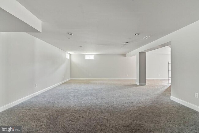 Building Photo - 4507 Shakespeare Cir