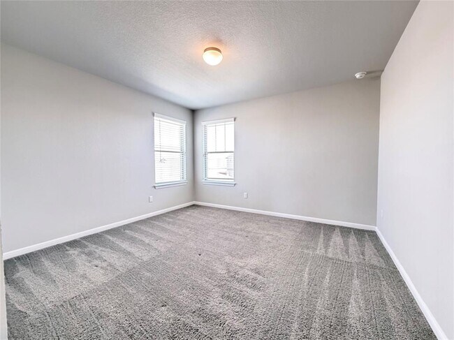 Building Photo - 18104 Emu Ln