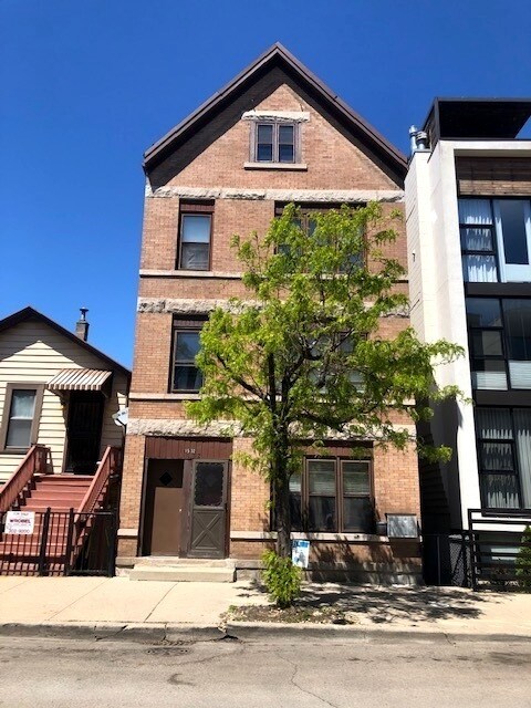 Primary Photo - 1532 W Chestnut St