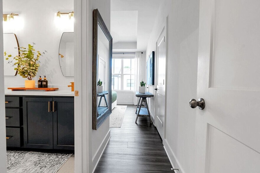 Building Photo - 1249 Zucchini Cir SE