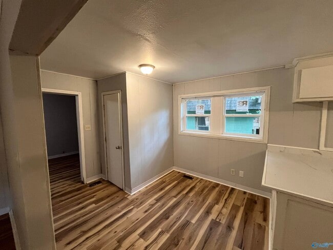Building Photo - 2106 Evans Ave NW