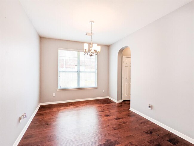 Building Photo - 6810 Summer Bridge Ln