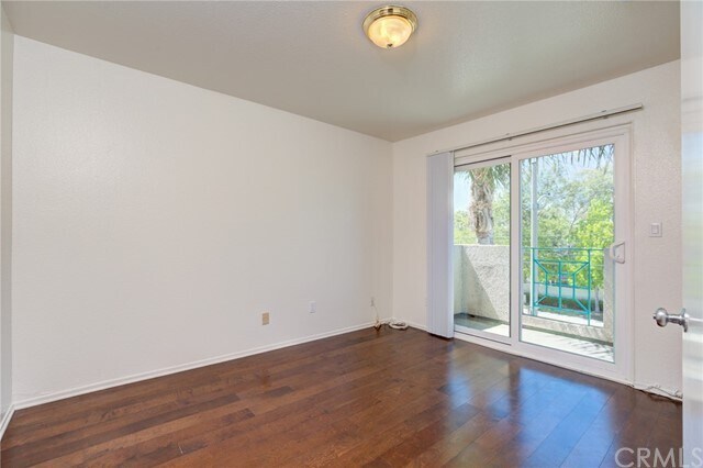 Building Photo - 436 E Spruce Ave