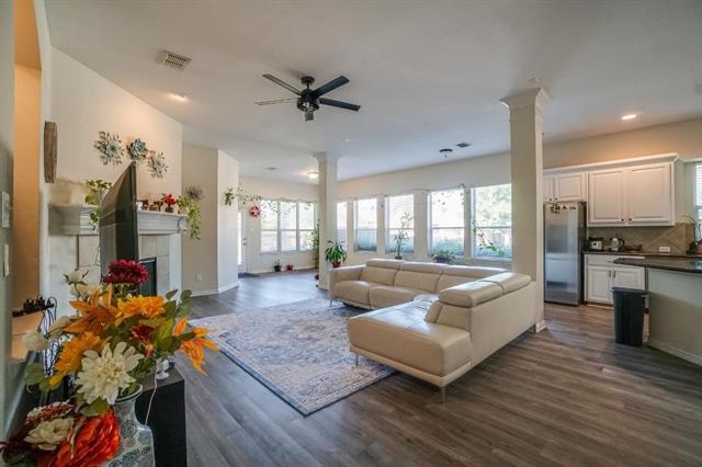 Building Photo - 7721 Glenwood Springs Ln