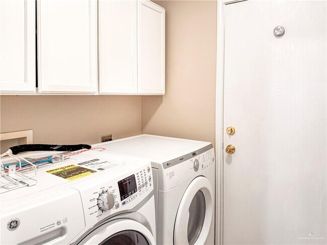 Building Photo - 20 Kilgore Ave