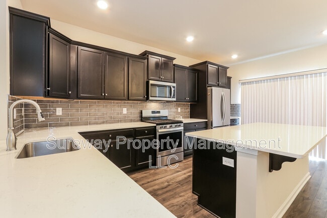 Building Photo - 4 Naples Ln