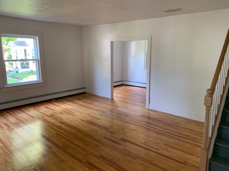 Building Photo - 62 E Church St