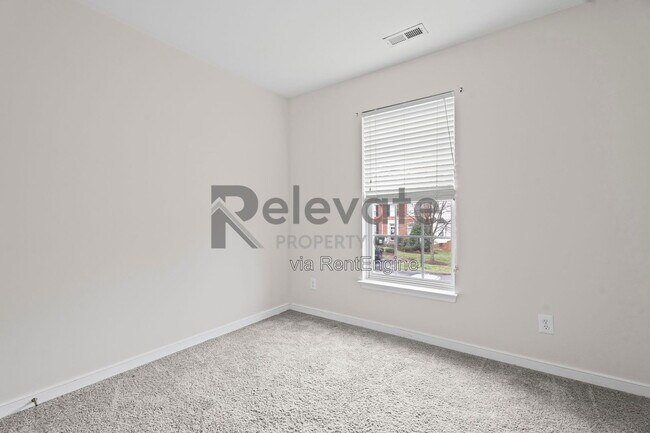 Building Photo - 11359 Abbots Cross Ln