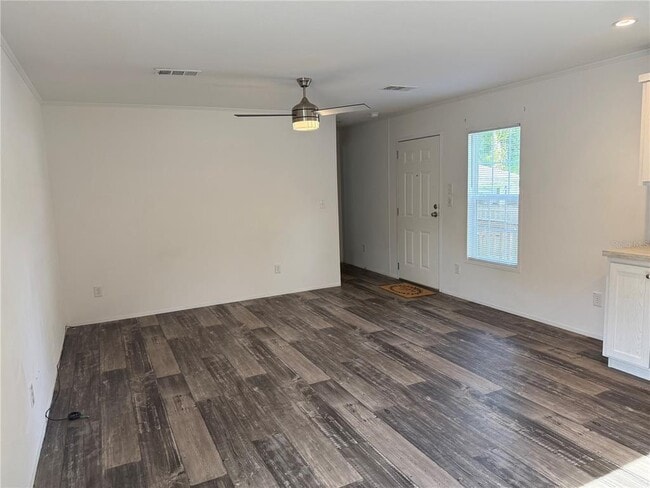 Building Photo - 39141 Bay Ave