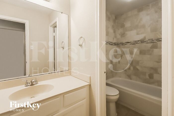 Building Photo - 2622 Eaglenest Ln