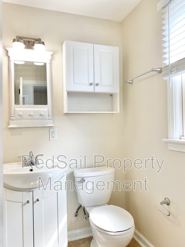 Building Photo - 1628 Orcutt Ave