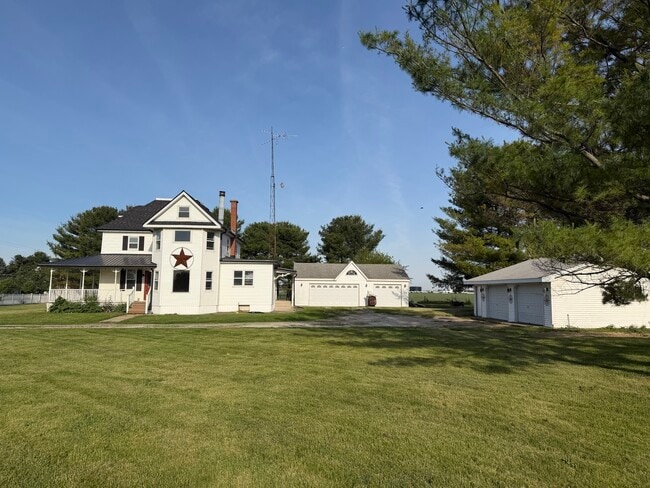 Building Photo - 6281 5000 N