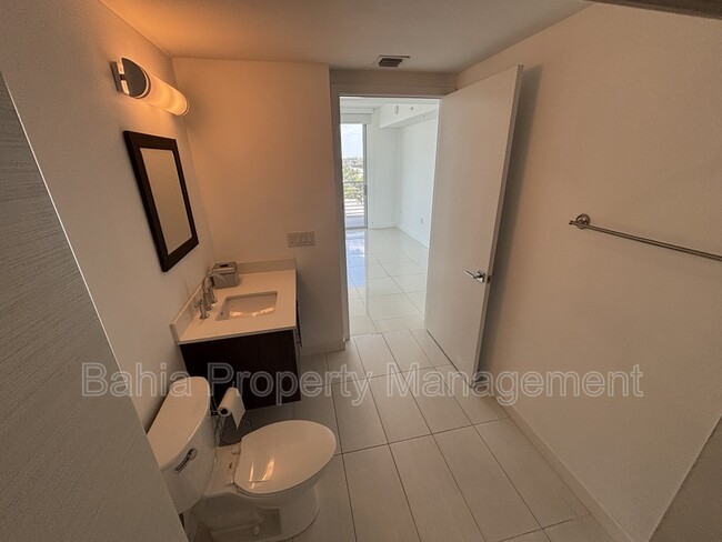 Building Photo - 7661 NW 107th Ave