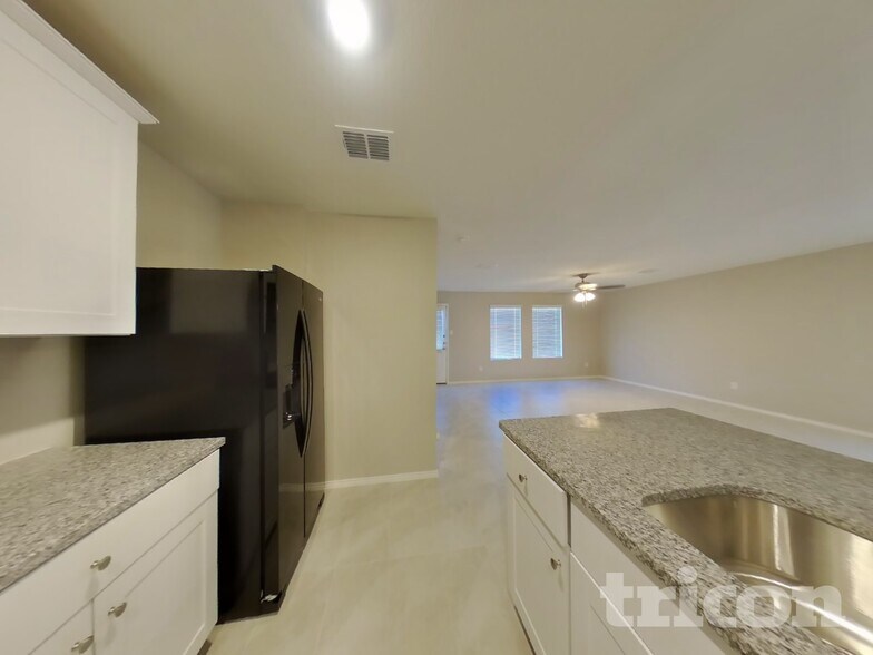 Building Photo - 1712 Clairborne Ct