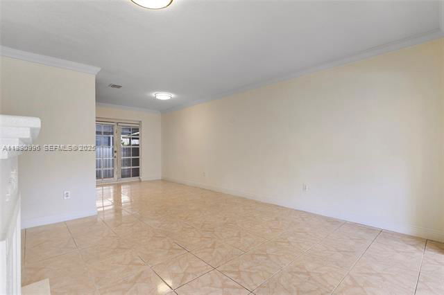 Building Photo - 450 NW 40th Ct