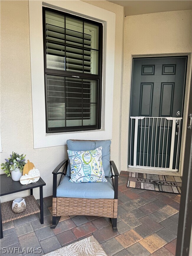 Building Photo - 5690 Mayflower Way