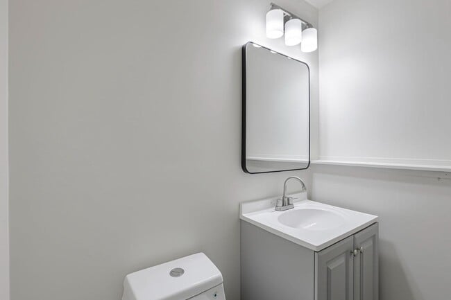 Building Photo - 8408 Covered Wagon Ct