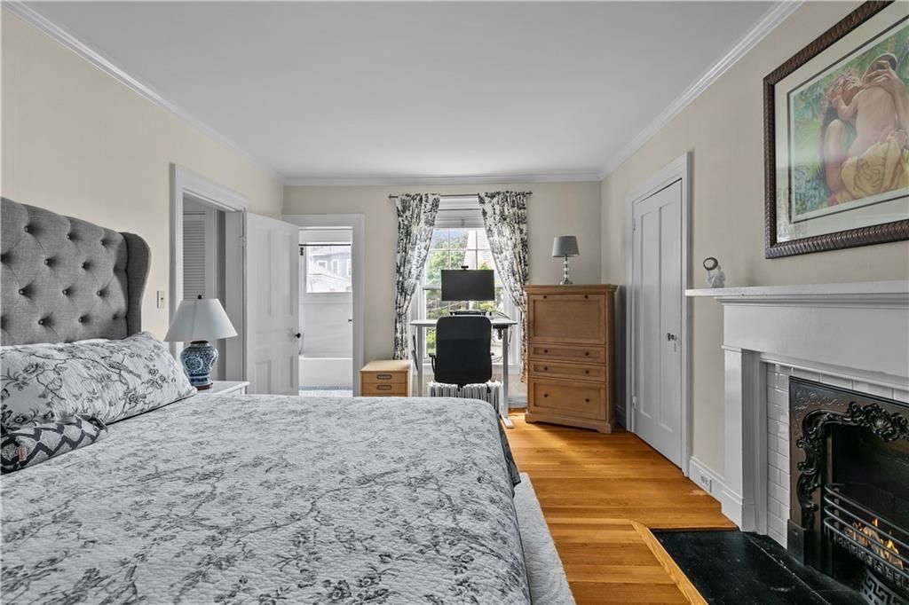 Building Photo - 36 Kay St