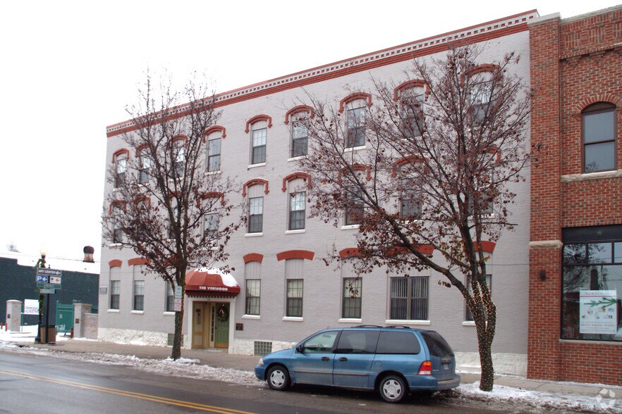 Building Photo - Legacy at Verwood