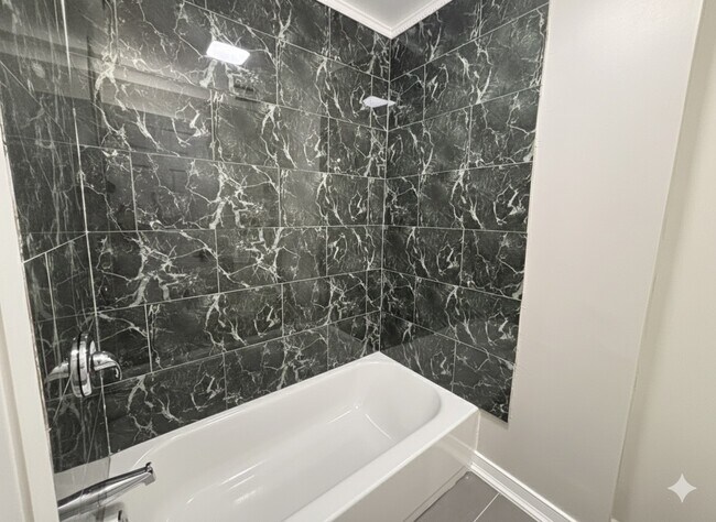 Building Photo - 4332 S Hermitage Ave