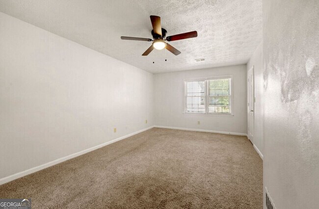 Building Photo - 1432 Fieldgreen Overlook