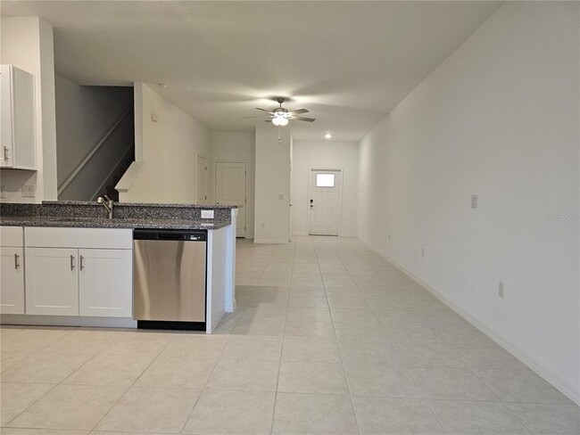 Building Photo - 5958 Shiner St