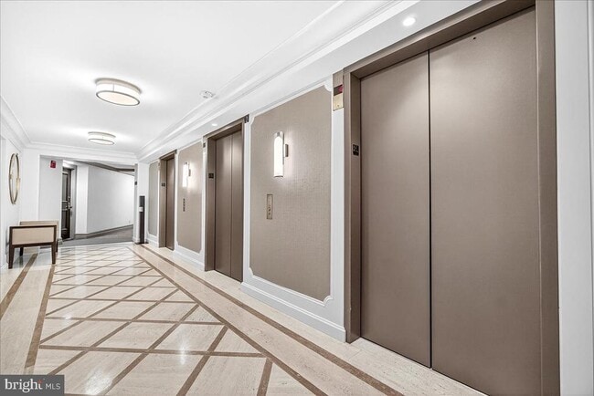 Building Photo - 5225 Pooks Hill Rd